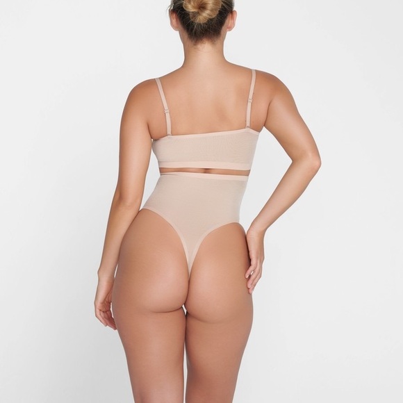 NWT Skims Power Mesh High Waist Thong - Picture 3 of 6